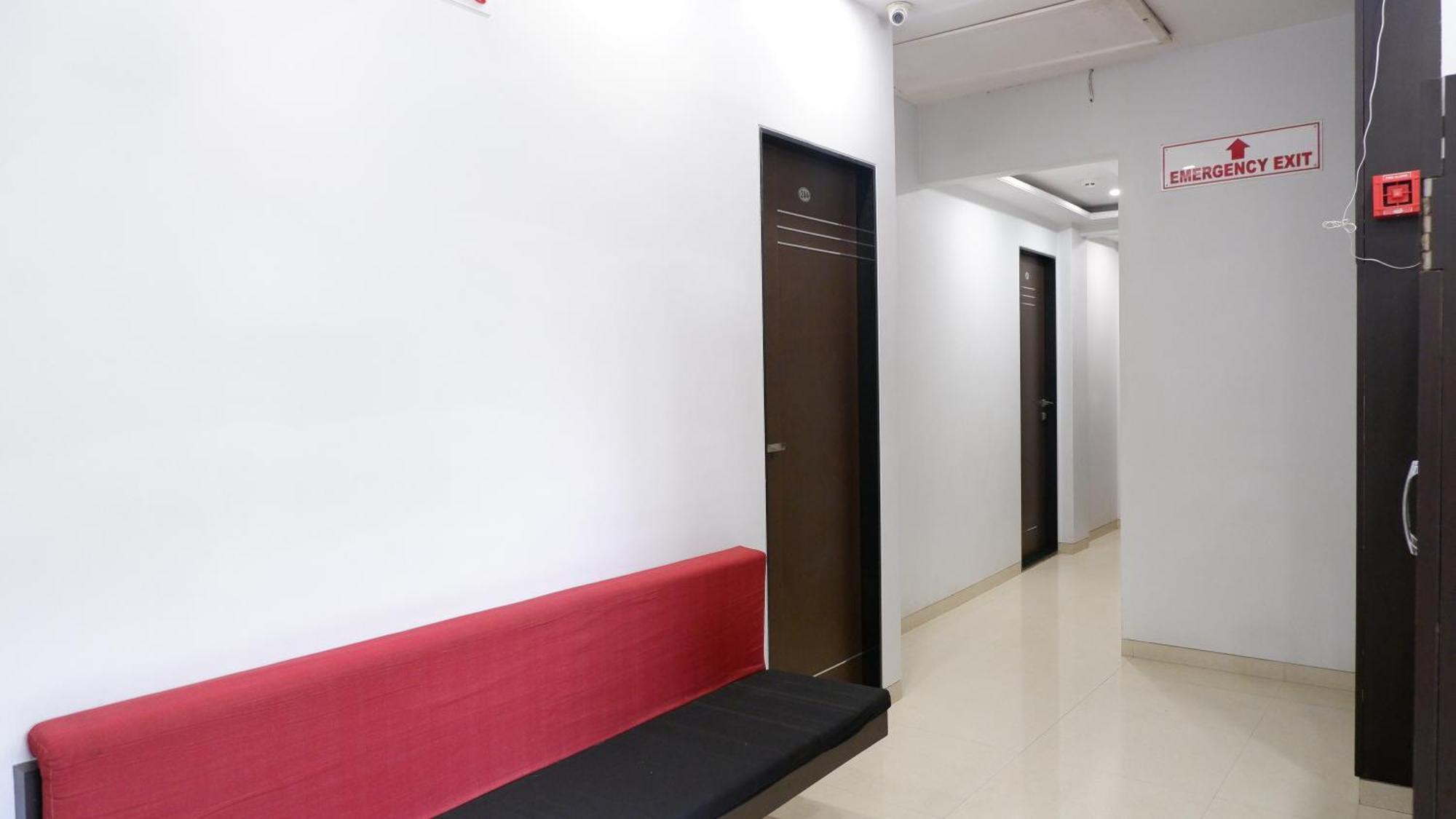 Hotel Briteway Mumbai  Buitenkant foto
